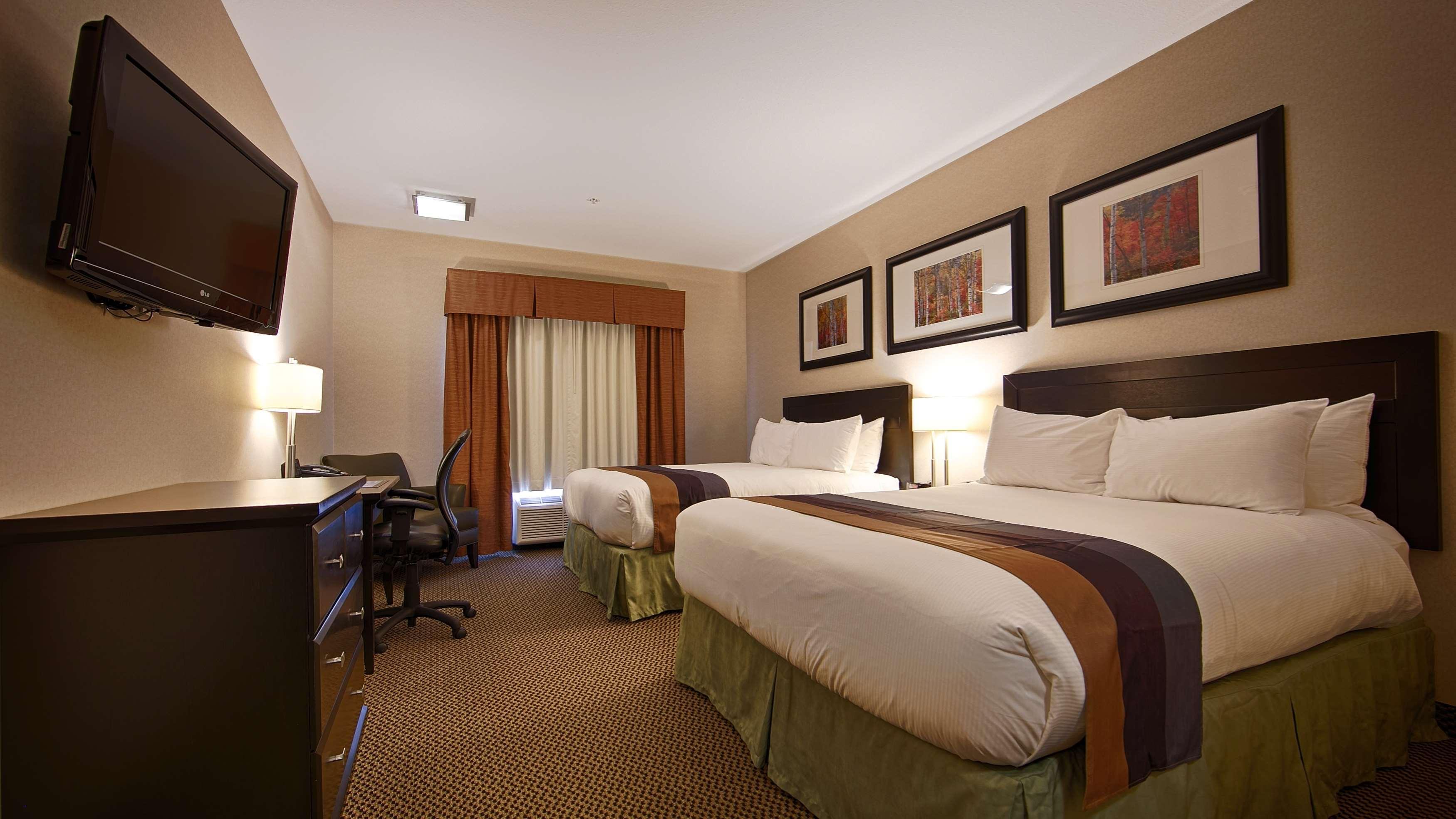 Best Western Wainwright Inn & Suites Extérieur photo
