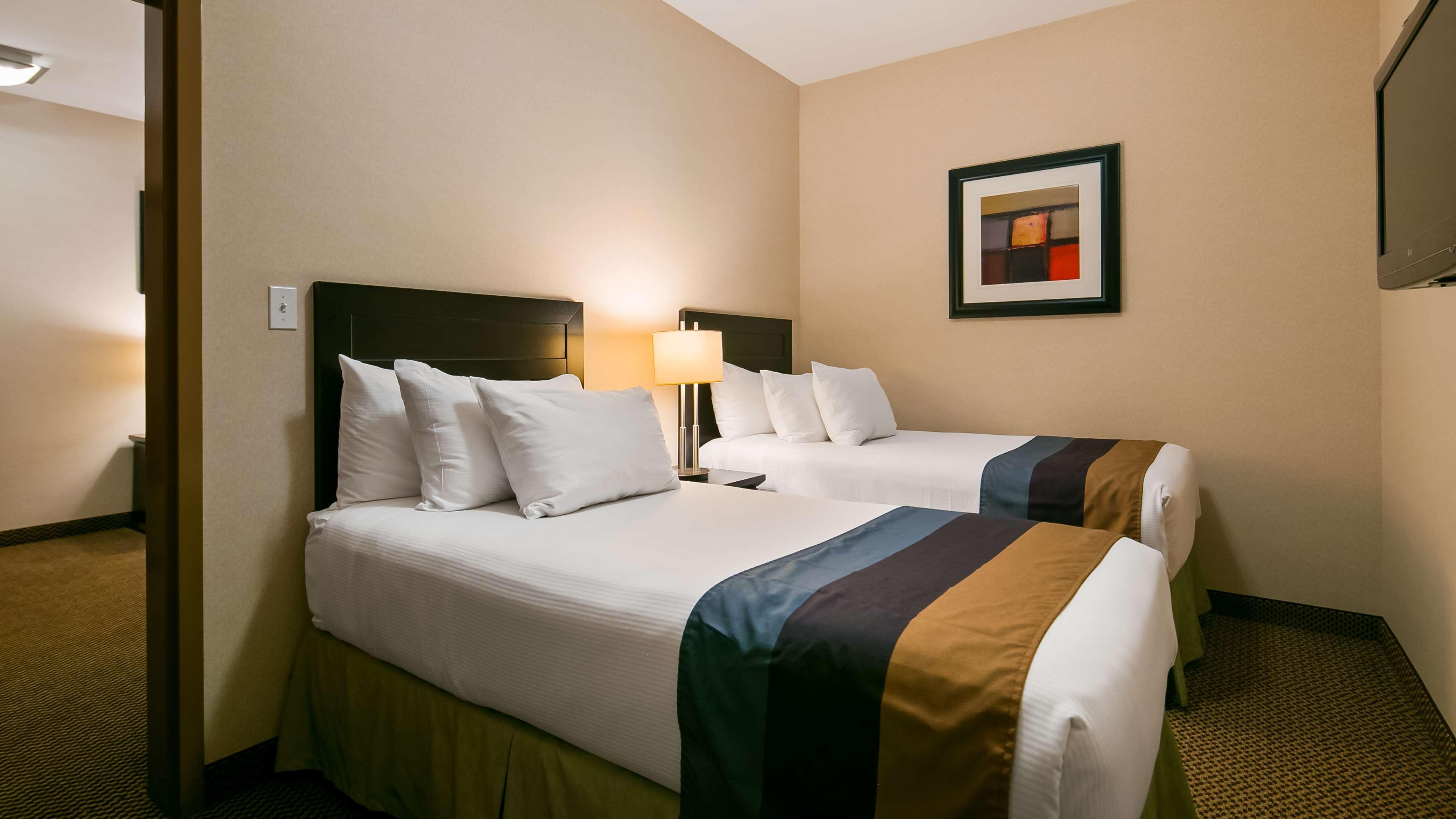 Best Western Wainwright Inn & Suites Extérieur photo