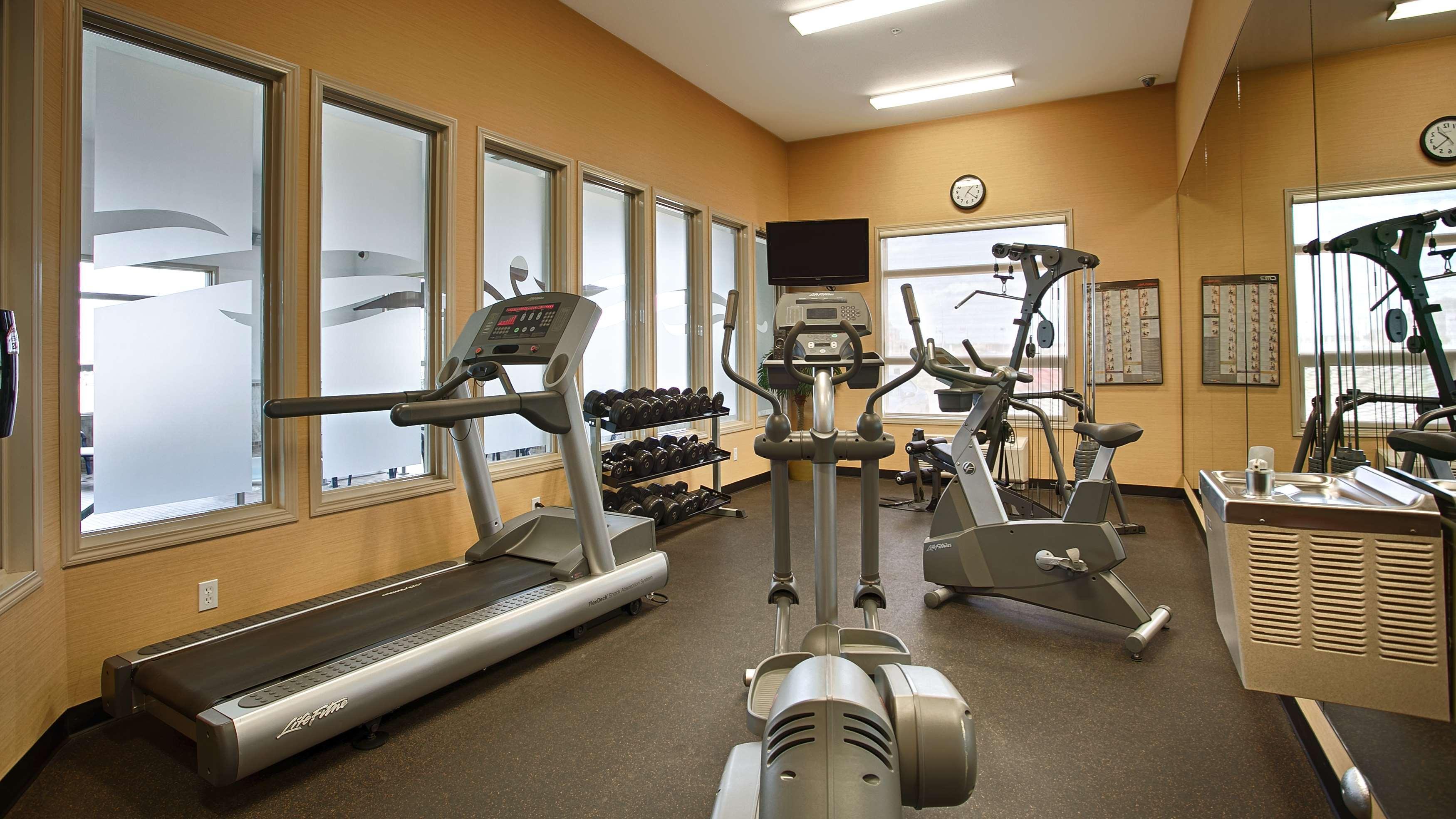 Best Western Wainwright Inn & Suites Extérieur photo
