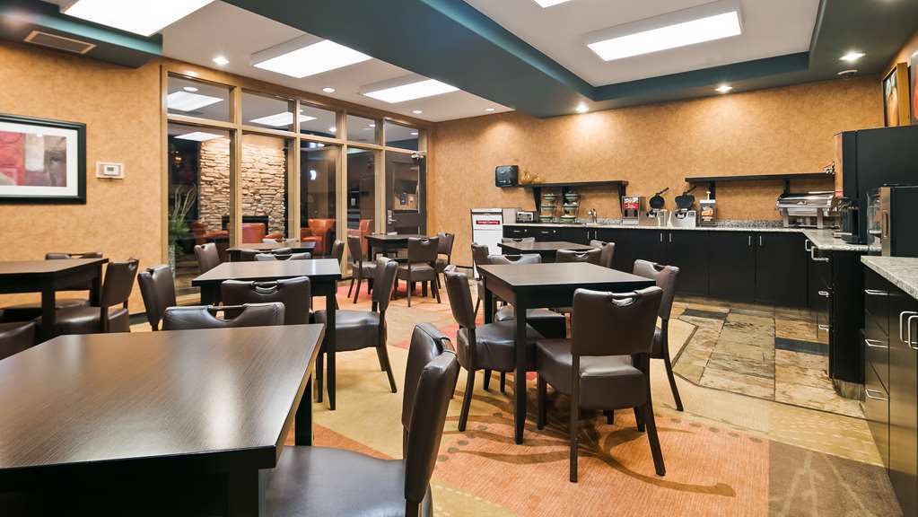 Best Western Wainwright Inn & Suites Restaurant photo