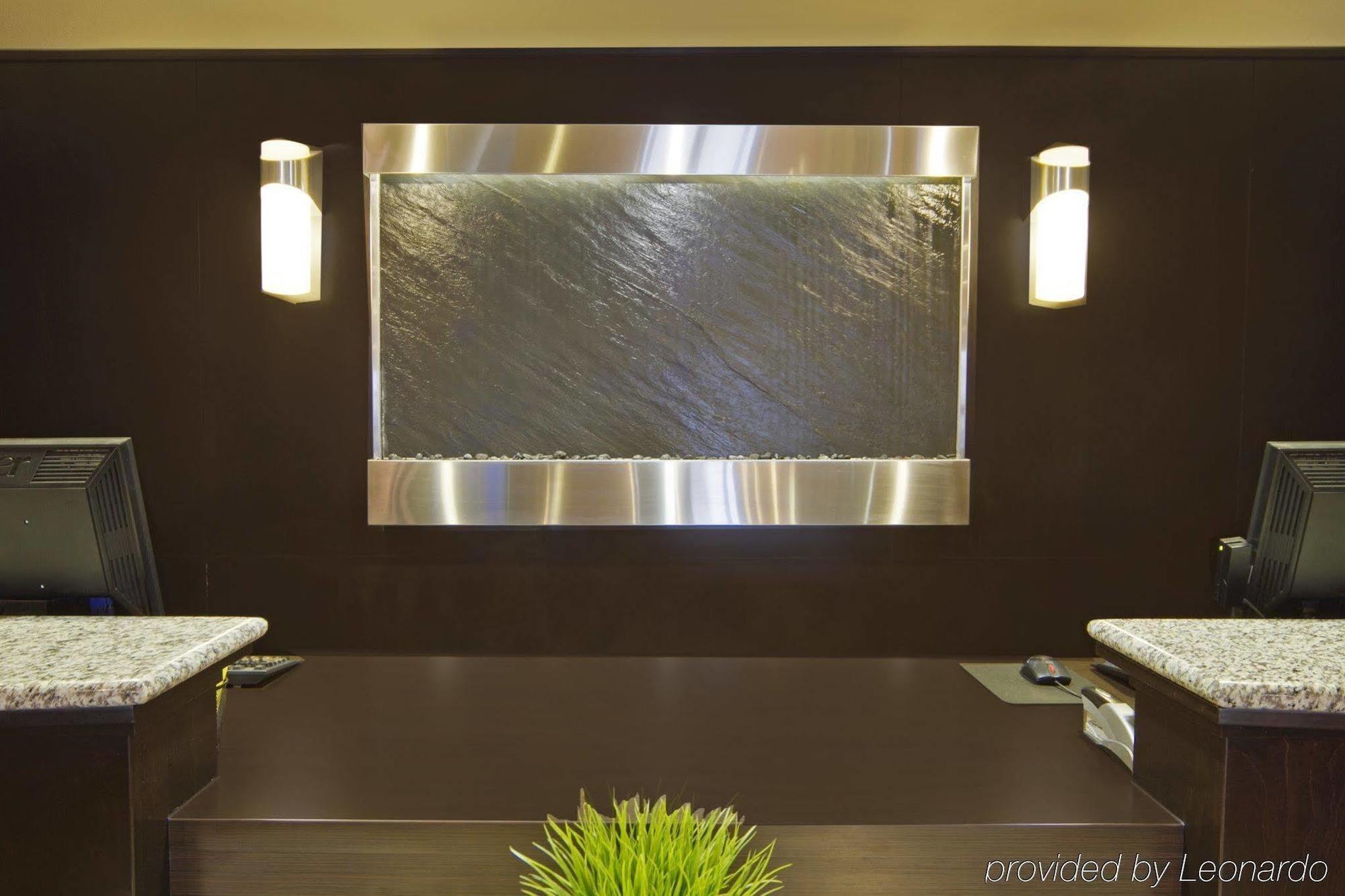 Best Western Wainwright Inn & Suites Extérieur photo