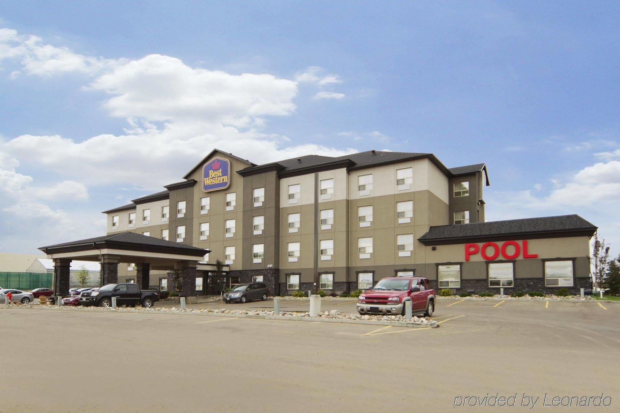 Best Western Wainwright Inn & Suites Extérieur photo